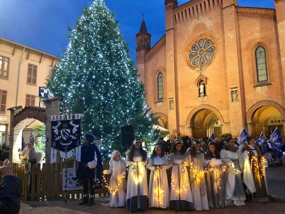 Immagini Natalizie Nativita.Notti Della Nativita Ad Alba Belvedere Bike Hotel Ristorante